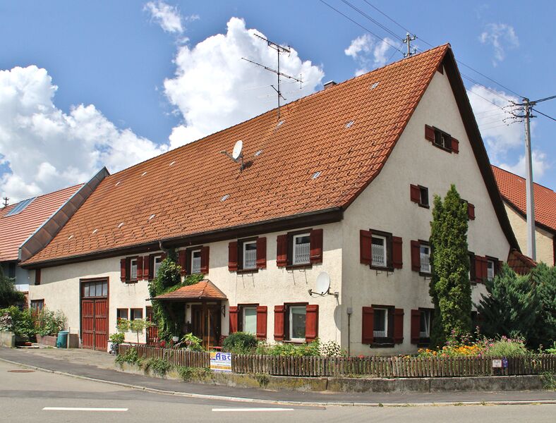 Datei:Bauernhaus.in.Feldhausen.2.jpg