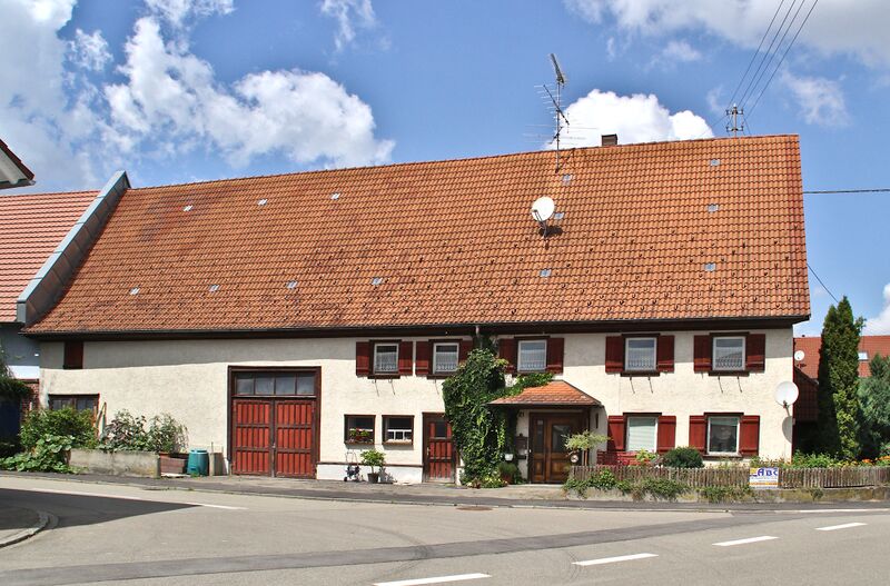 Datei:Bauernhaus.in.Feldhausen.1.jpg