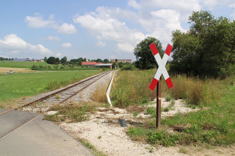 Datei:Bahnstrecke.bei.Kleinengstingen.8.jpg